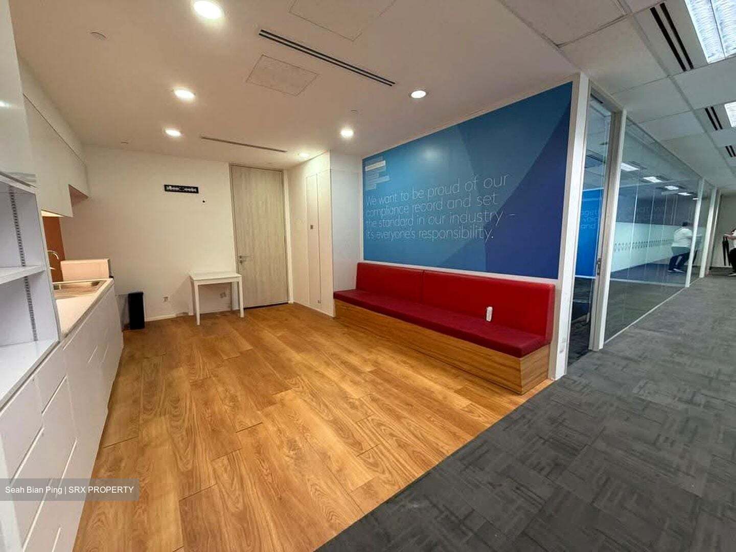 MYP Plaza (D1), Office #638988521